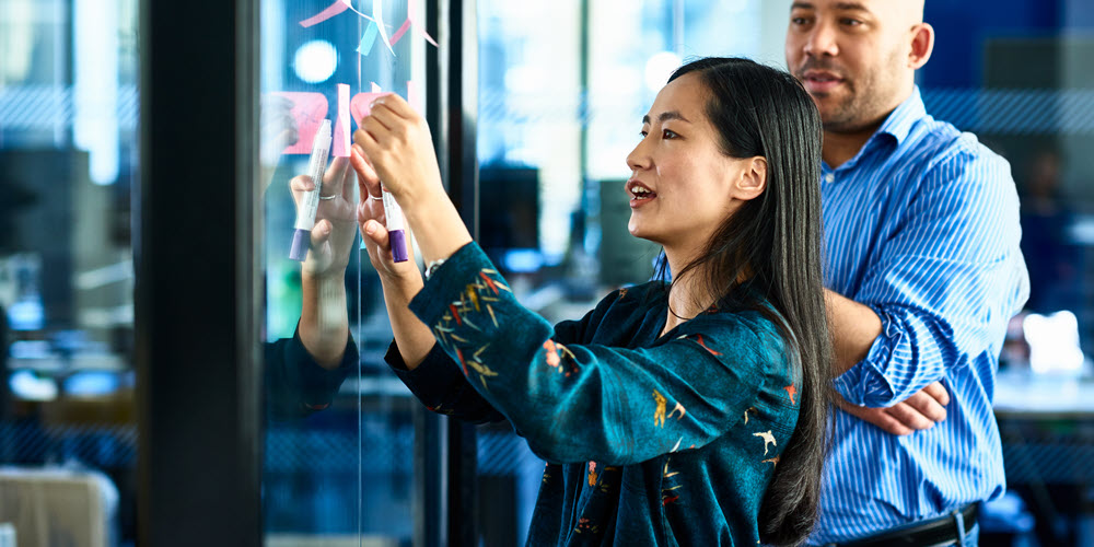 business leaders brainstorming