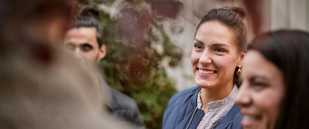 Enjoy a $450 cash bonus